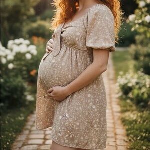 Isabel/Ingrid & Isabel Woven Peek-a-Boo Tie Front Short Sleeve Maternity Dress-L